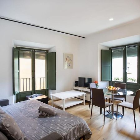 Apartament Al Cor Del Barri Vell De Girona Exterior foto