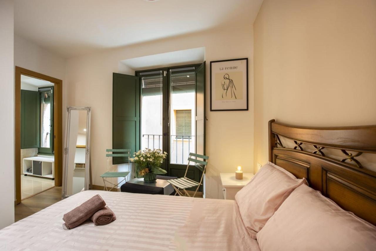 Apartament Al Cor Del Barri Vell De Girona Exterior foto